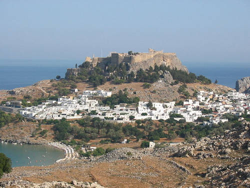 Château et village de Lindos à Rhodes